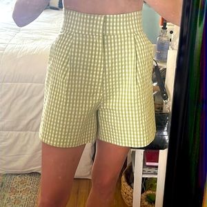 NWT Zara High-Waisted Green Gingham shorts! XS